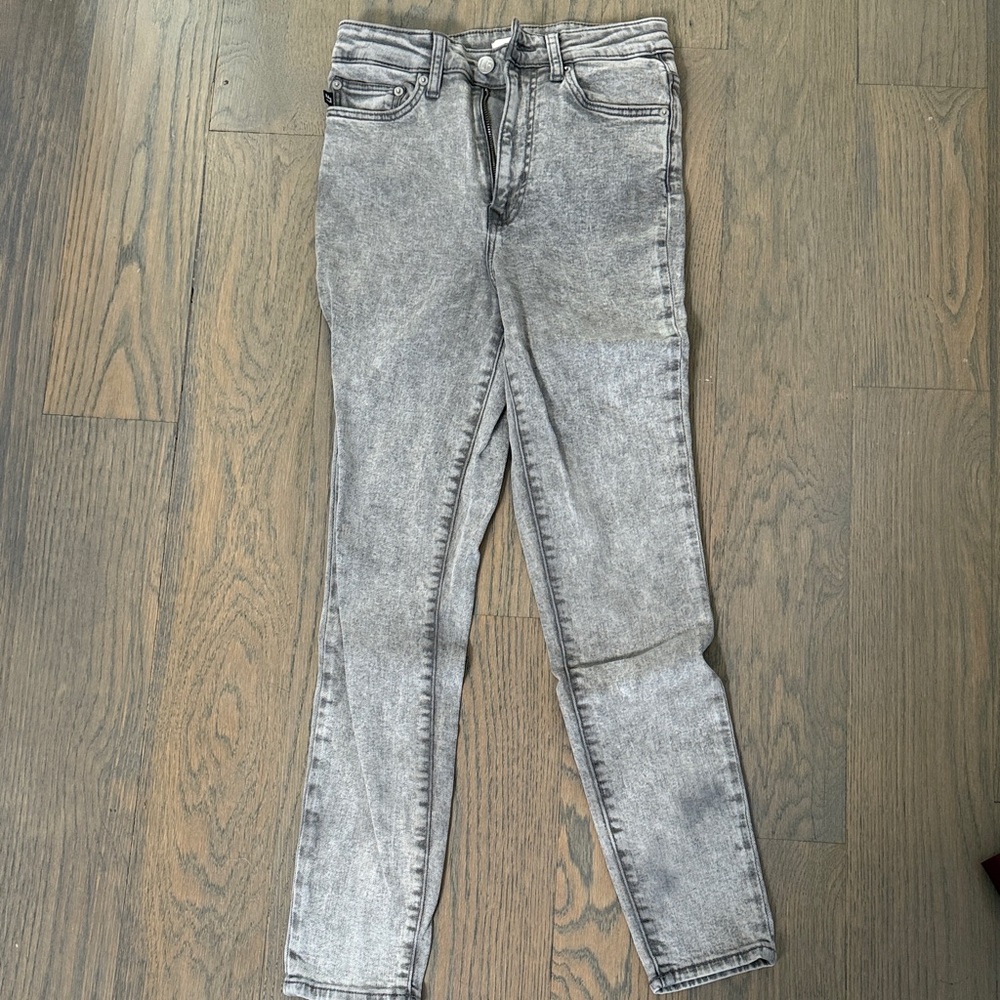 Lovers + Friends Grey Acid-Wash Skinny Jeans